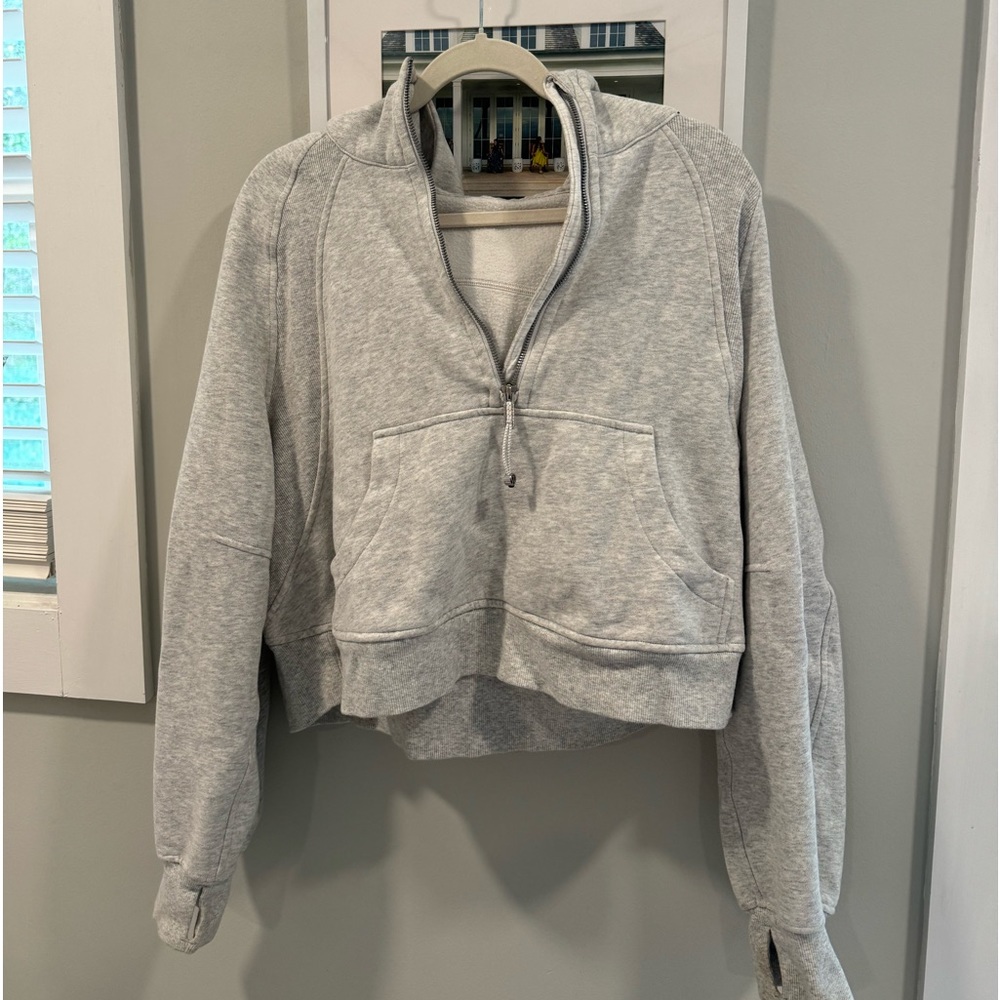 LULULEMON HEATHER GRAY SCUBA HOODIE SIZE M/L